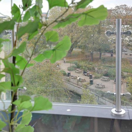 New London Life Executive Apartments 첼름스퍼드 외부 사진
