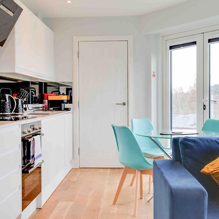 New London Life Executive Apartments 첼름스퍼드 외부 사진