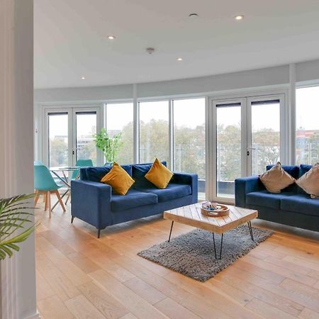 New London Life Executive Apartments 첼름스퍼드 외부 사진