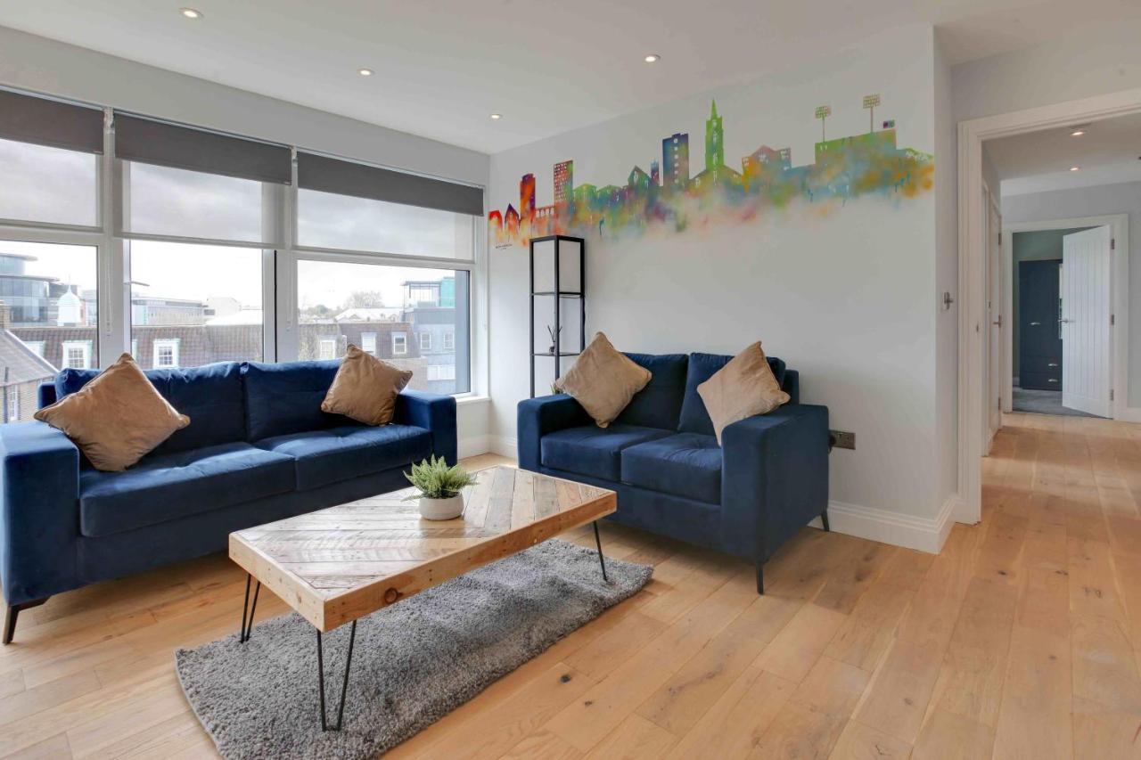New London Life Executive Apartments 첼름스퍼드 외부 사진