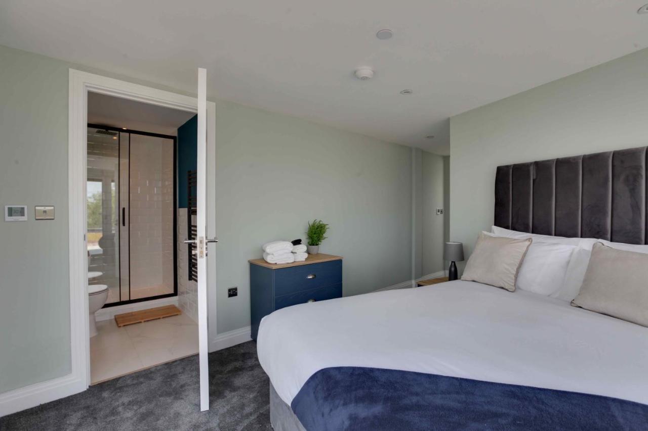 New London Life Executive Apartments 첼름스퍼드 외부 사진